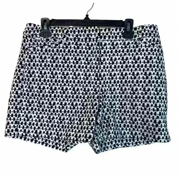 White House Black Market Abstract Print Shorts - Picture 10 of 15